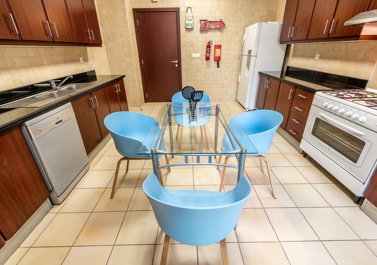 Peaks Marina Apartment Dubai